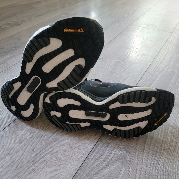 Adidas Gortex Running Shoes - Picture 4 of 6